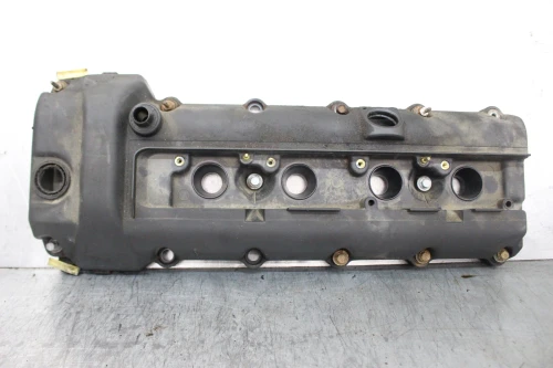 2009 Land Rover Range Rover 4.4L Left V8 Used Valve Cover