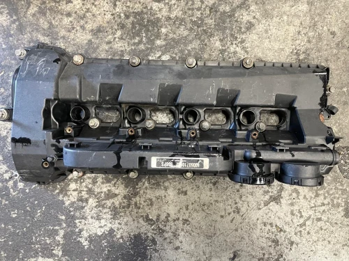 2010 Land Rover Range Rover 5.0L Right SUPERCHARGED Used Valve Cover