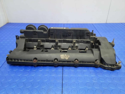 2010-2012 Land Rover Range Rover 5.0L Right SUPERCHARGED Used OEM Valve Cover