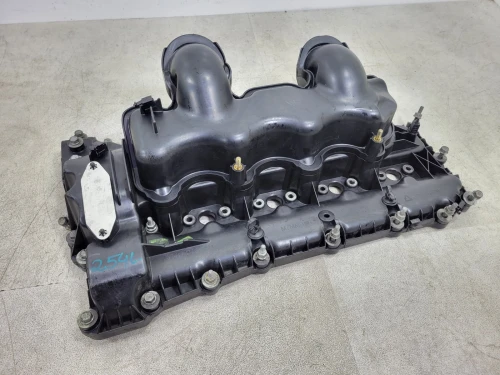 2013-2015 Land Rover Range Rover 4.4L Left Used Valve Cover AH4Q-9424-BD