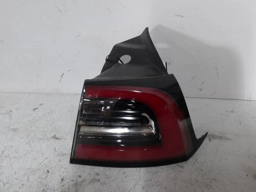 2017-2023 Tesla Model 3 Passenger RH Tail Light Lamp Used OEM Tail Lights used OEM tail light assembly