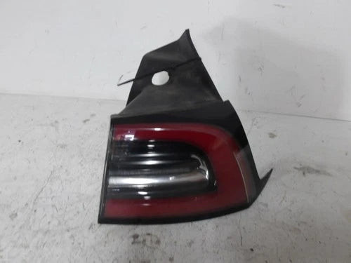 2017-2023 Tesla Model 3 Passenger RH Tail Light Lamp Used OEM Tail Lights used OEM tail light assembly