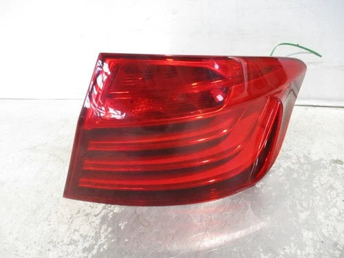 2014-2016 BMW 528i Passenger RH Tail Light Lamp OEM used OEM tail light assembly