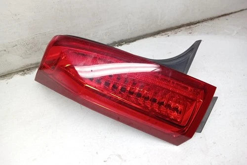 14 2014 Cadillac ATS Driver LH Tail Light Lamp OEM used OEM tail light assembly