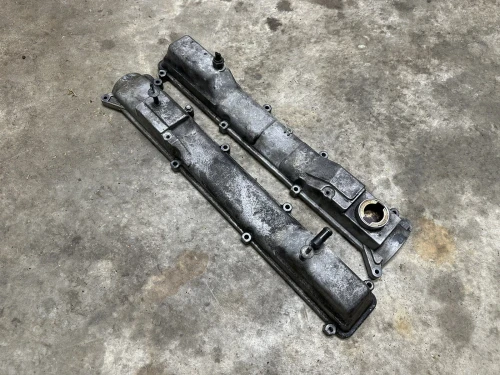 Lexus IS300 Used Valve Cover