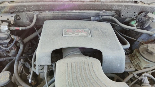 1998 Lincoln Navigator 5.4L Used OEM Engine Cover