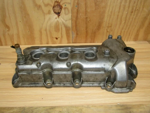 2006-2009 Lincoln Zephyr 3.0L Right Used OEM Valve Cover
