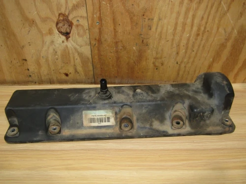 2006-2011 Lincoln Town Car Left Used OEM Valve Cover