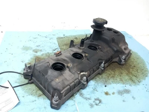 2016 Lincoln MKS Left Used Valve Cover