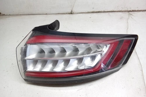 17 2017 Ford Edge Passenger RH Quarter Mounted Tail Light Lamp OEM used OEM tail light assembly
