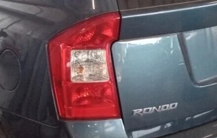 2007-2012 Kia Rondo Driver Left Tail Light Tail Lamp OEM used OEM tail light assembly