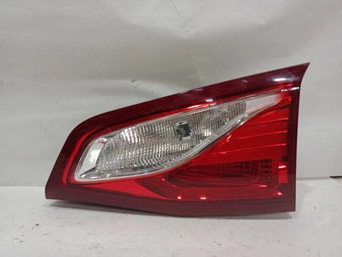2020-2021 Chevrolet Equinox Gate Mounted Tail Lamp Light Passenger RH Side OEM used OEM tail light assembly