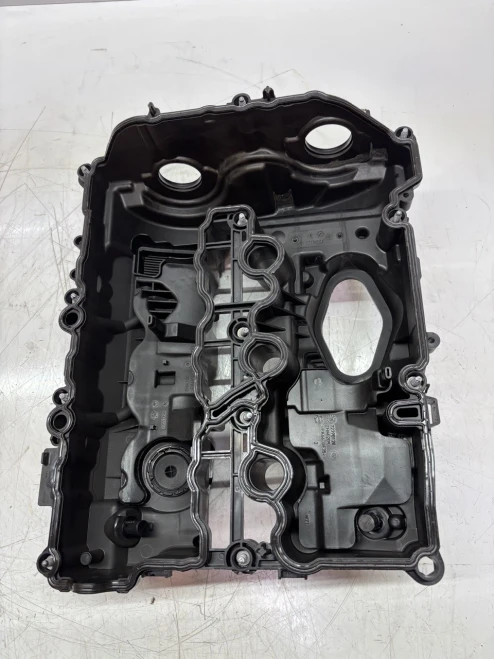 2019 MINI Countryman 1.5L B38 Used Valve Cover