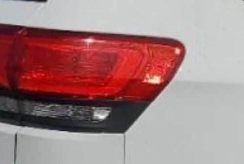 2014-2022 Jeep Grand Cherokee RH Passenger Quarter Panel Mounted Tail Light used OEM tail light assembly