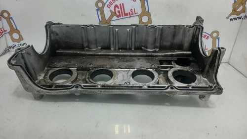 2005 Mazda 5 / 2 2.0L Used Valve Cover