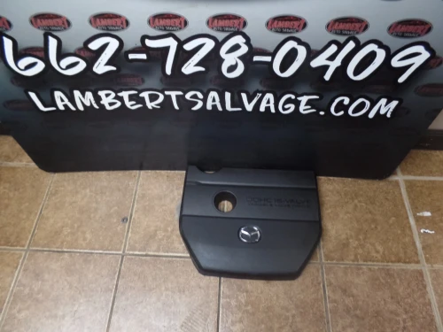 2008 Mazda Mazda 3 / 2 2.0L DOHC Used OEM Engine Cover