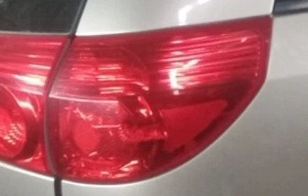 06 07 08 09 10 Toyota Sienna Passenger RH Quarter Mounted Tail Lamp OEM used OEM tail light assembly