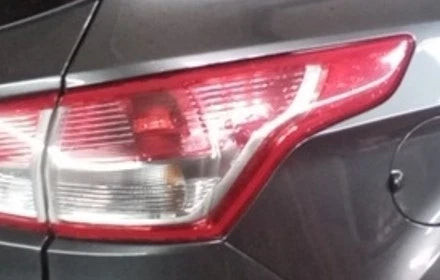 13 14 15 16 Ford Escape Passenger RH Quarter Mounted Tail Lamp Light OEM used OEM tail light assembly