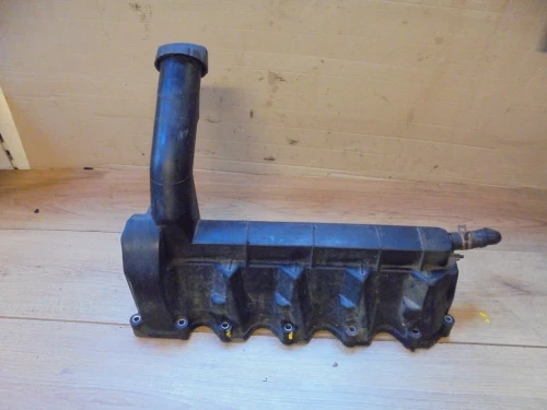 1999 Mercedes-Benz A Class / A140 1.4L Used Valve Cover A1660100230