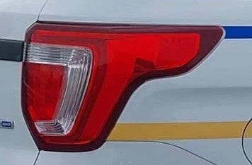 2016-2019 Ford Explorer RH Passenger Tail Light Lamp OEM used OEM tail light assembly