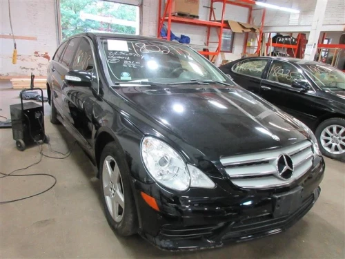 2006 Mercedes-Benz R500 Used Engine Cover