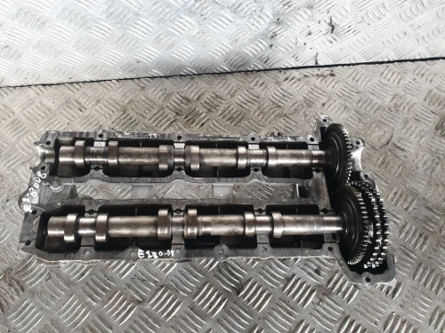 2007 Mercedes-Benz E Class / E280 Left Pair V6 Used Valve Cover