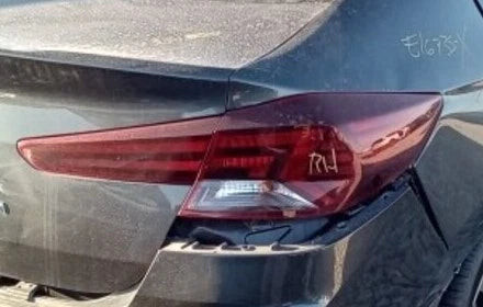 2020 Hyundai Elantra Passenger Side Tail Light Assembly Quarter Mount OEM used OEM tail light assembly