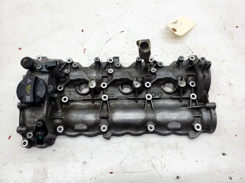 2012-2014 Mercedes-Benz C300 Right Used OEM Valve Cover