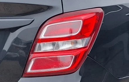 2017-2020 Chevrolet Sonic Passenger RH Tail Light Lamp OEM OEM used OEM tail light assembly