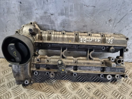 2016 Mercedes-Benz E350 3.0L Diesel Used Valve Cover A6420102030