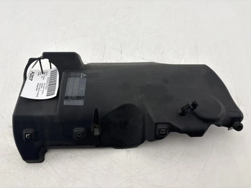 2019-2022 Mercedes-Benz Sprinter 3.0L Right Used OEM Engine Cover
