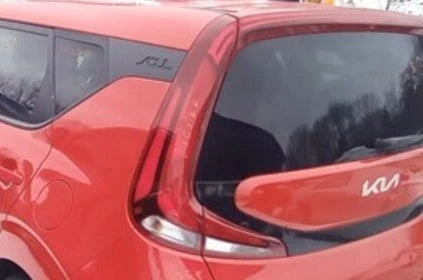 20 21 22 Kia Soul Left Driver Quarter Mounted Tail Light OEM OEM used OEM tail light assembly