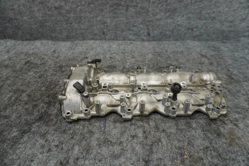 Mercedes-Benz E43 / C43 Left Used OEM Valve Cover