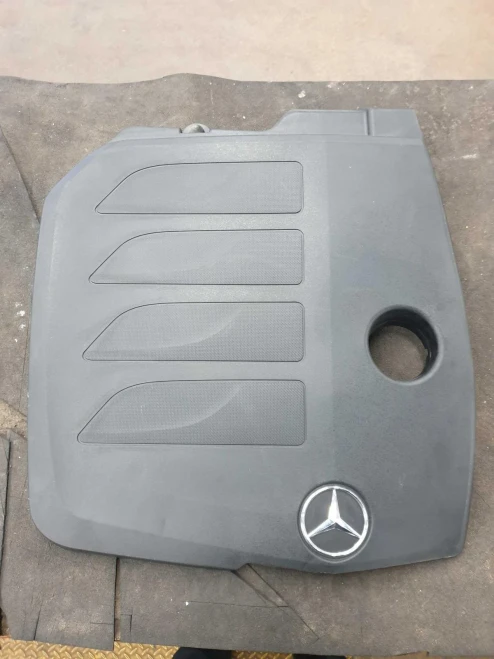Mercedes-Benz GLE 2.0L Turbo Used Engine Cover