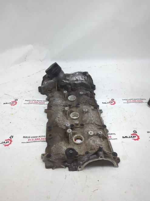 Mercedes-Benz GLK350 / CLK350 / E350 / C300 Right Used Valve Cover