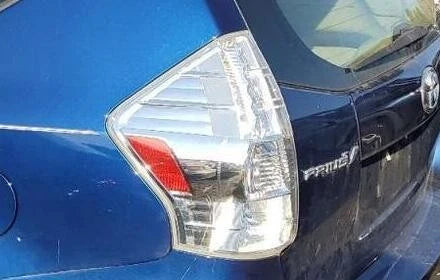 2012-2014 Toyota Prius V Driver LH Quarter Mounted Tail Light Lamp OEM OEM used OEM tail light assembly