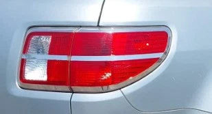 2007-2010 Saturn Outlook RH Passenger Quarter Panel Mounted Tail Light Lamp OEM used OEM tail light assembly