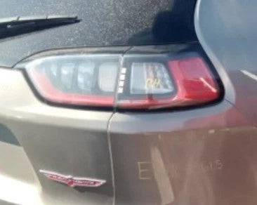 2019 Jeep Cherokee Passenger Side Tail Light Assembly Quarter Mount OEM used OEM tail light assembly