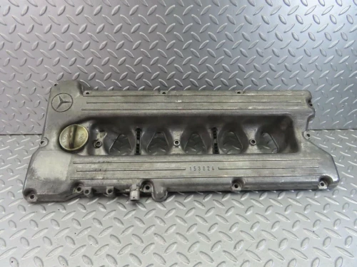 Mercedes-Benz W123 Used Valve Cover 1100160605