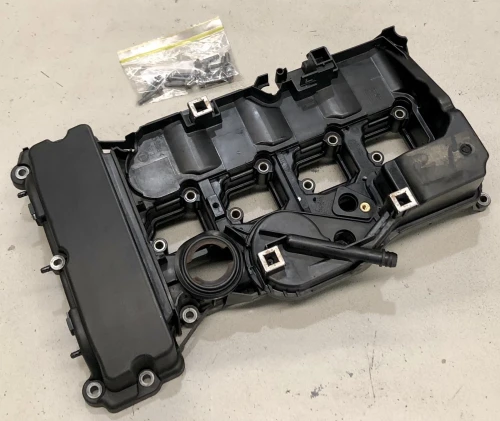 Mercedes-Benz W203 / W209 1.8L Used Valve Cover A2710100630
