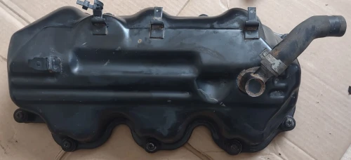 1990-1995 Nissan D21 3.0L Left Used OEM Valve Cover