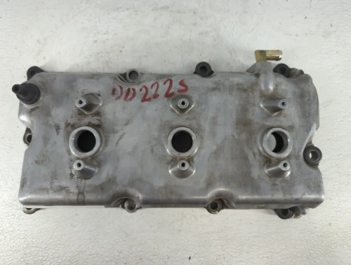 1996 Nissan Maxima Right Used Valve Cover