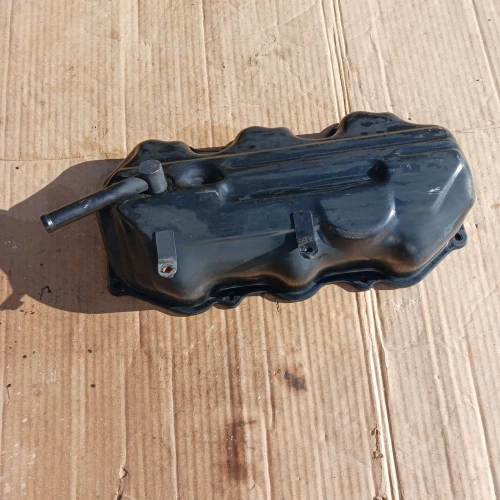 1997-1999 Nissan Pathfinder Left Used OEM Valve Cover