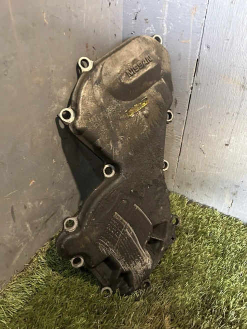 2001-2006 Nissan Navara 2.5L Used Timing Cover 13501-AD200