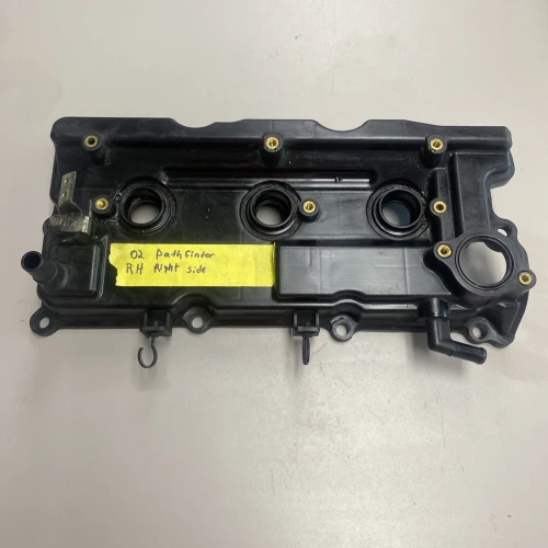 2002 Nissan Pathfinder 3.5L Right Used Valve Cover