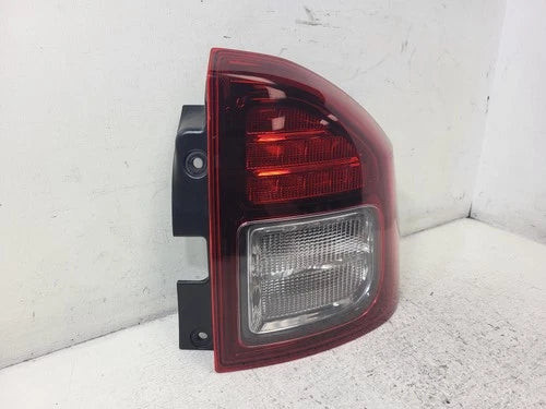 2017 Jeep Compass Passenger RH Tail Light Lamp OEM OEM used OEM tail light assembly