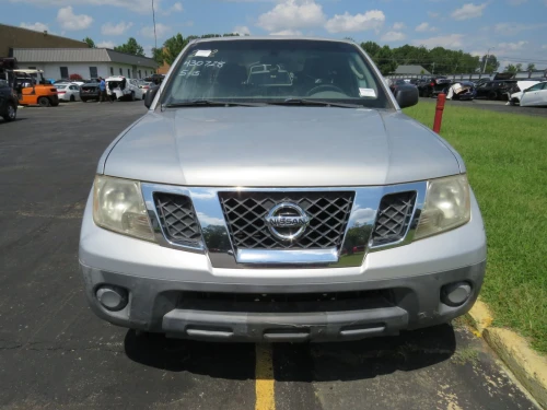 2005-2019 Nissan Frontier 2.5L Used OEM Engine Cover 130413Z000