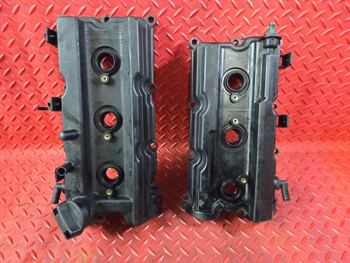 2005-2021 Nissan Frontier / Pathfinder / Xterra 4.0L Left Right Used Valve Cover