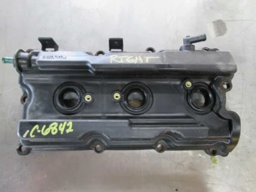 2006 Nissan Pathfinder 4.0L Right Used Valve Cover
