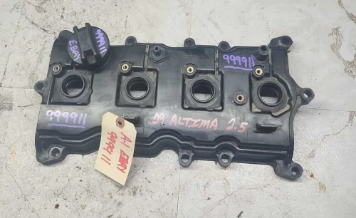 2007-2013 Nissan Altima / Sentra 2.5L Used Valve Cover